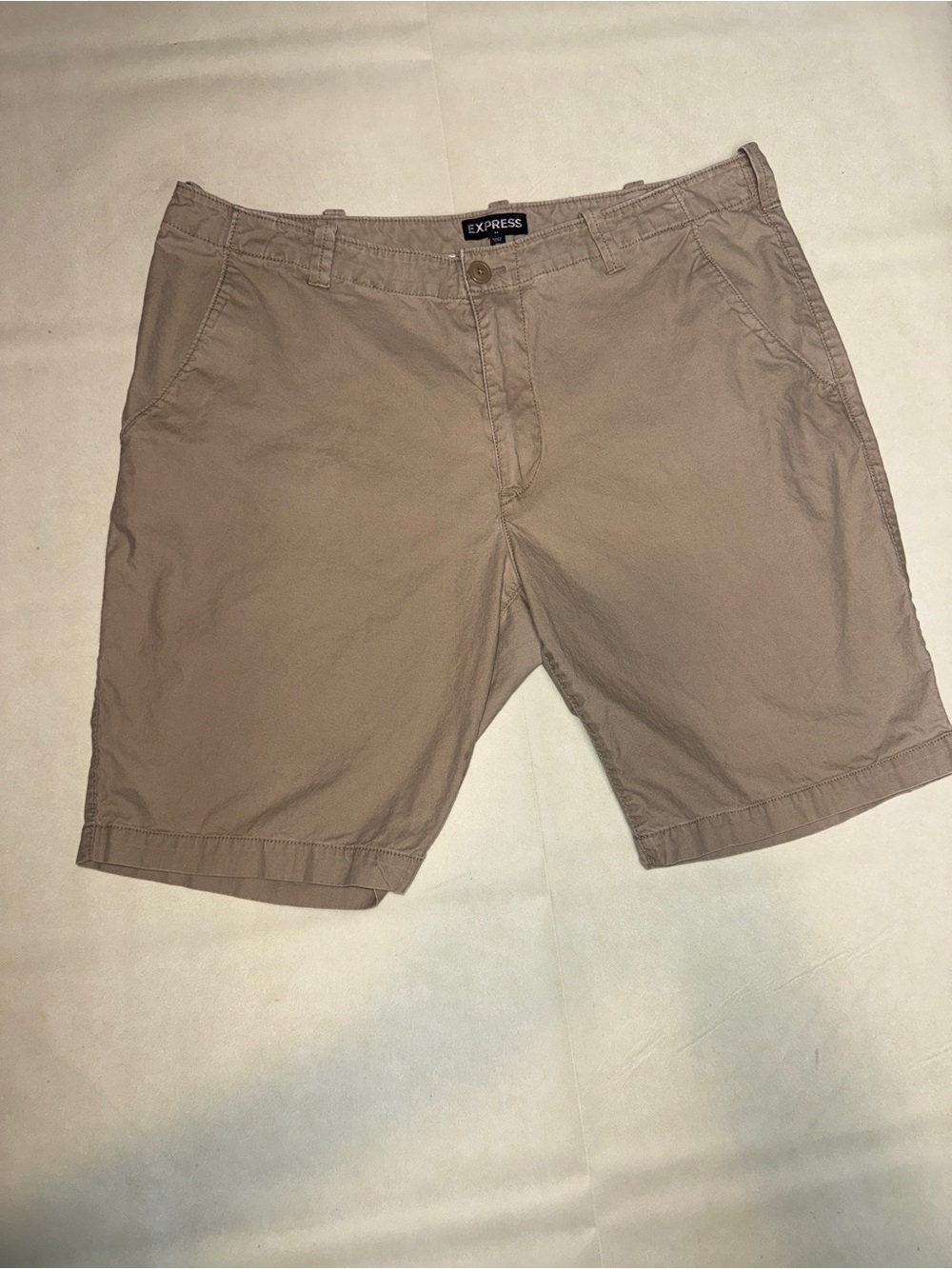 Express Men’s Tan Flat-Front Cotton Shorts